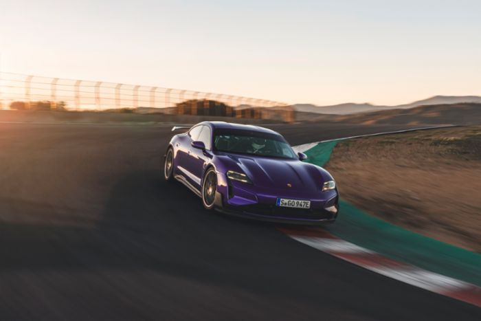 Maserati GranTurismo Folgore vs Porsche Taycan: Did the Price Cut Change the Answer? (press image)