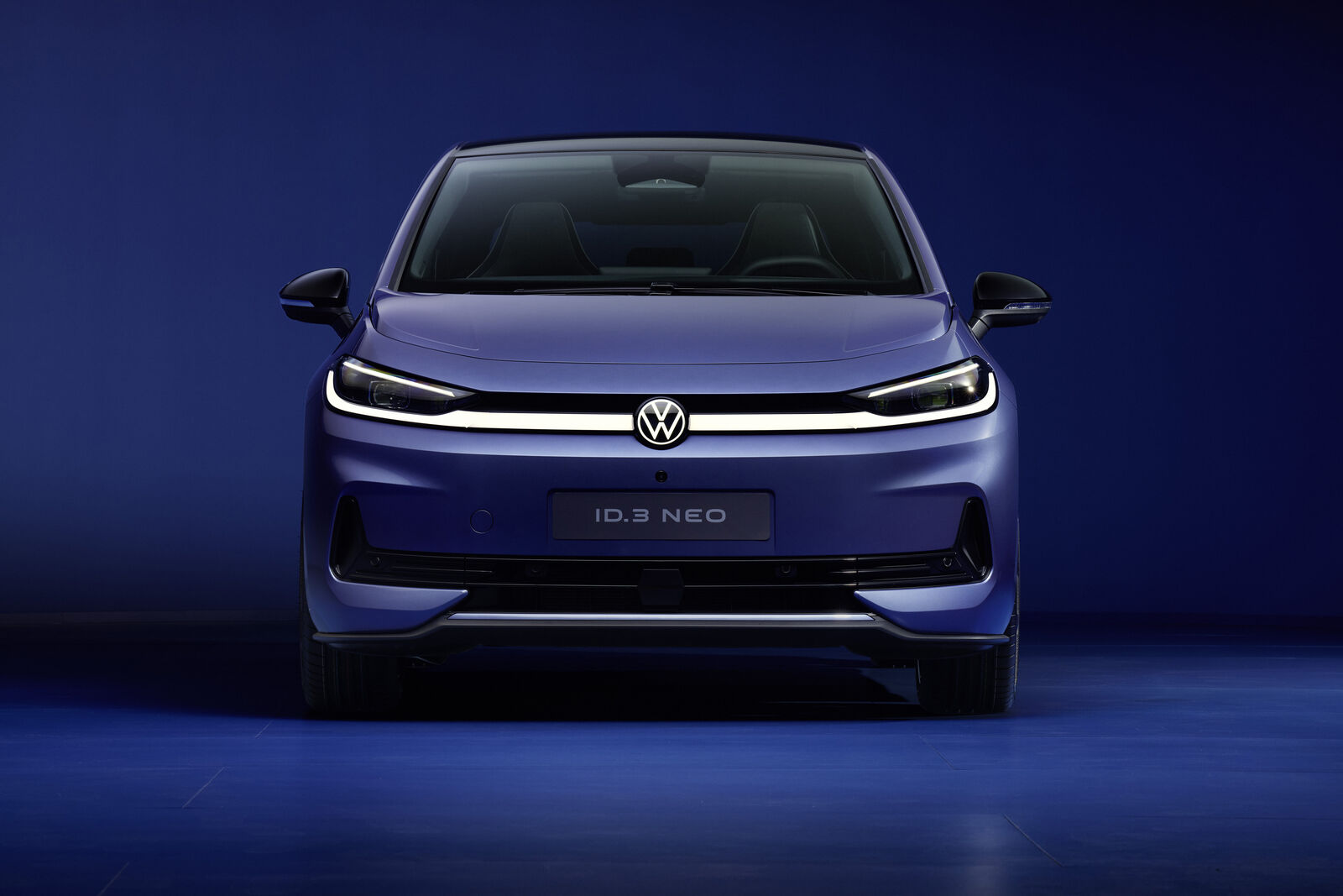 Volkswagen ID.3 Neo side profile press image