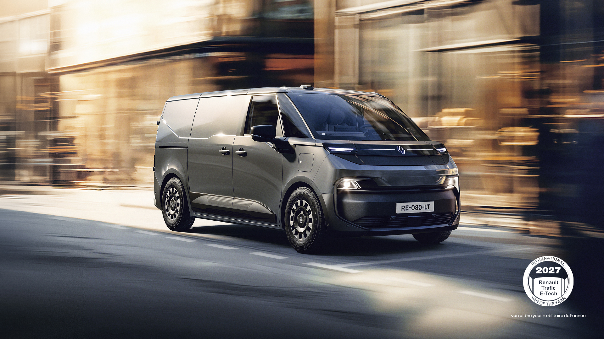 Renault Trafic E-Tech vs Kia PV7: The Electric Van Fight Is Getting Serious (press image)