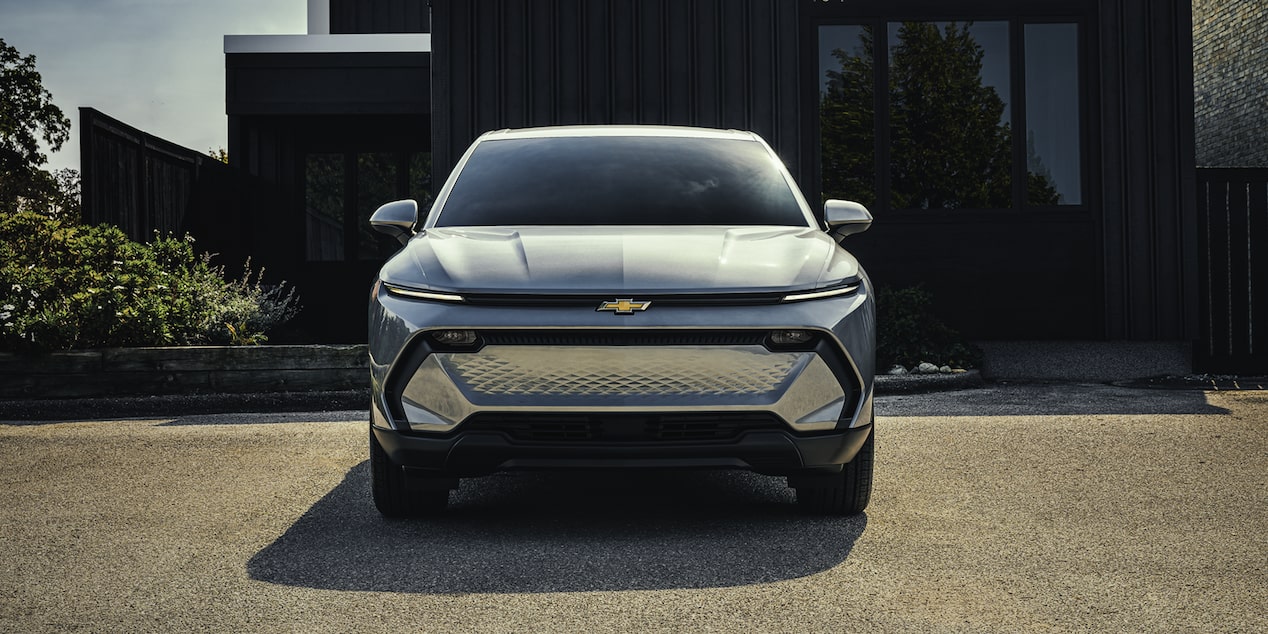 Tesla Model Y vs Chevrolet Equinox EV in Canada: Range, Price and Charging Compared (press image)